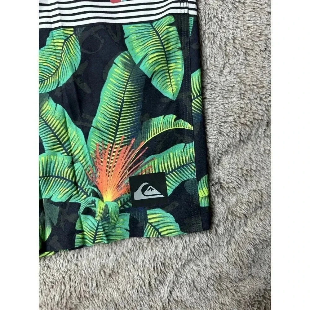 Quiksilver Hawaii SURF BOARD SHORTS Division Remix Dry Flight size 32